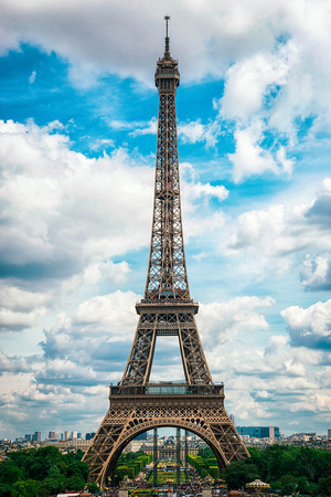 A classic shot of the Eiffel Tower