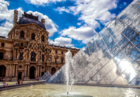 Le Louvre - classic and modern